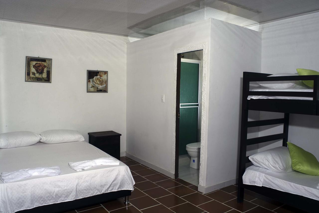וילה-וייחה Hostal El Ruby מראה חיצוני תמונה